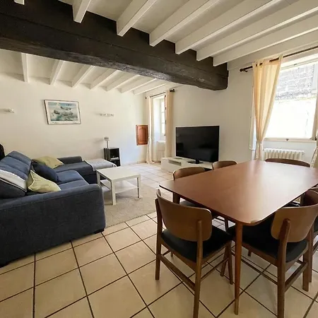 Maison 150m 4 Chambres, Baignoire, Jardinet Saint-Meme-les-Carrieres