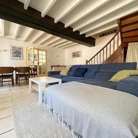 Maison 150m 4 Chambres, Baignoire, Jardinet Casa de Férias Saint-Meme-les-Carrieres