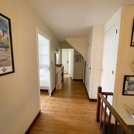 Maison 150m 4 Chambres, Baignoire, Jardinet * Saint-Meme-les-Carrieres